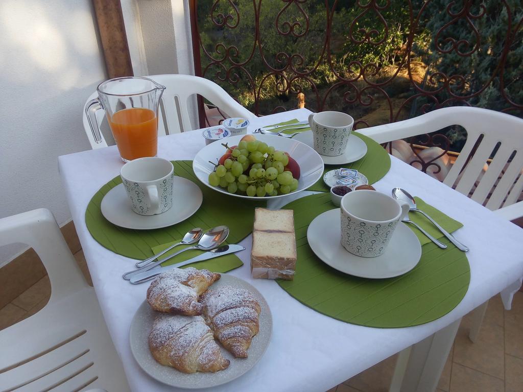 Bed and Breakfast Il Giardino Di Leoca Ніколозі Екстер'єр фото